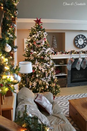 Christmas Home Tour - Clean and Scentsible