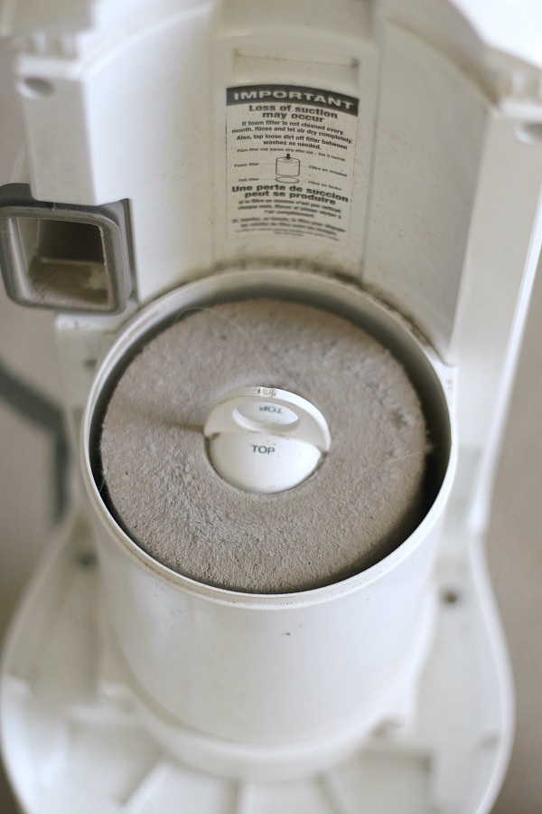 How to Clean Every Part of Your Vacuum