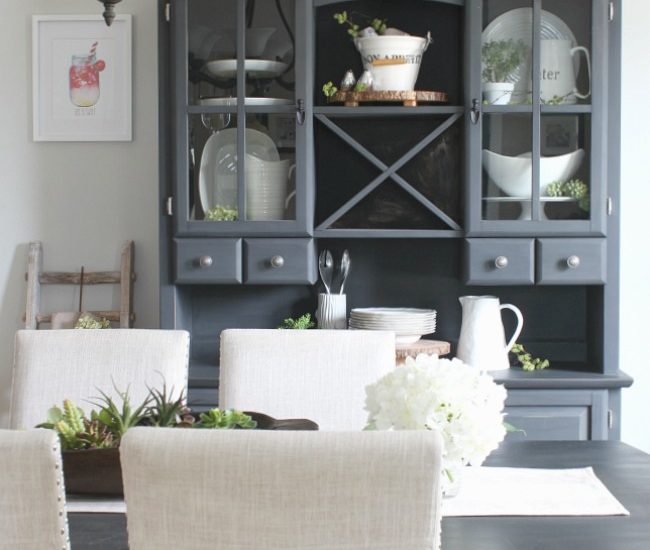 Beautiful simple summer home tour and decor ideas.