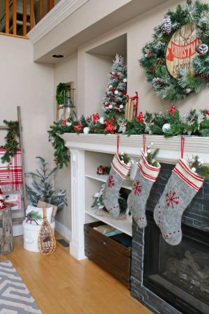 Christmas Mantel - Clean and Scentsible