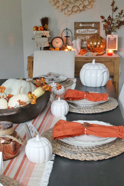 Thanksgiving Tablescape and Free Printable Thanksgiving Place Cards ...