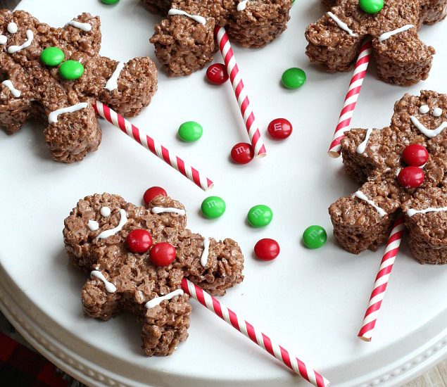 Gingerbread Rice Krispie Treats.Quick, cute and easy Christmas Rice Krispie treats! Fun for class treats, Christmas parties or fun dessert ideas!