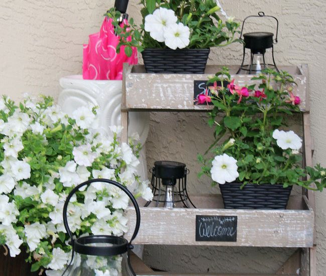 Beautiful summer front porch decorating ideas. Easy ways to boost your curb appeal.