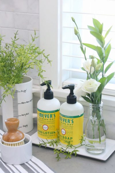 How to Keep Kitchen Counters Clutter-Free - Clean and Scentsible