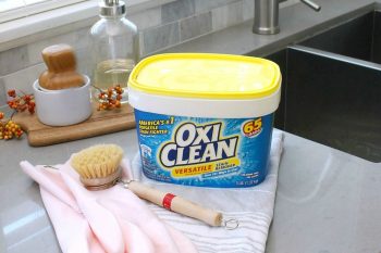 clean oxiclean things