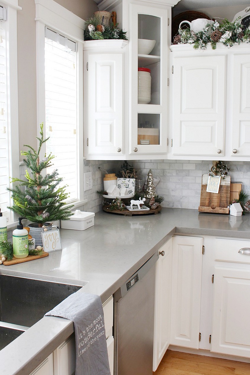 Simple Christmas Kitchen Decor - Heather Loves Home