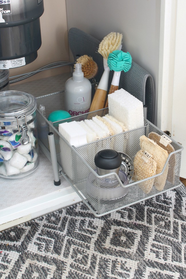 Organizing Cleaning Supplies for Quick and Easy Cleaning - Clean