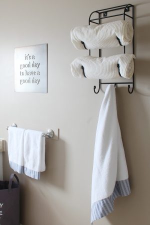 9 Easy Tips to Organize the Bathroom - Clean and Scentsible