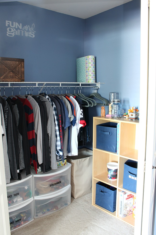 closet organization – tips for tweens