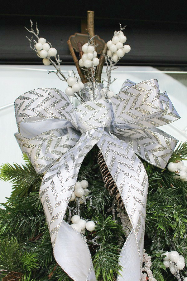 How To Make A Bow Out Of Ribbon Clean And Scentsible