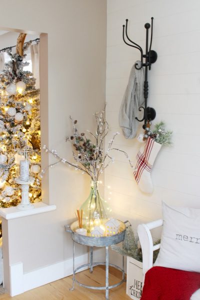 Christmas Kitchen Decor - Clean and Scentsible