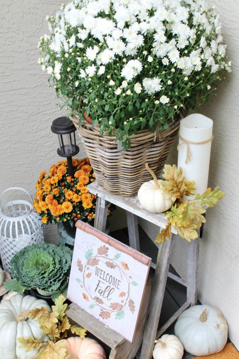 Farmhouse Style Fall Front Porch - Clean and Scentsible