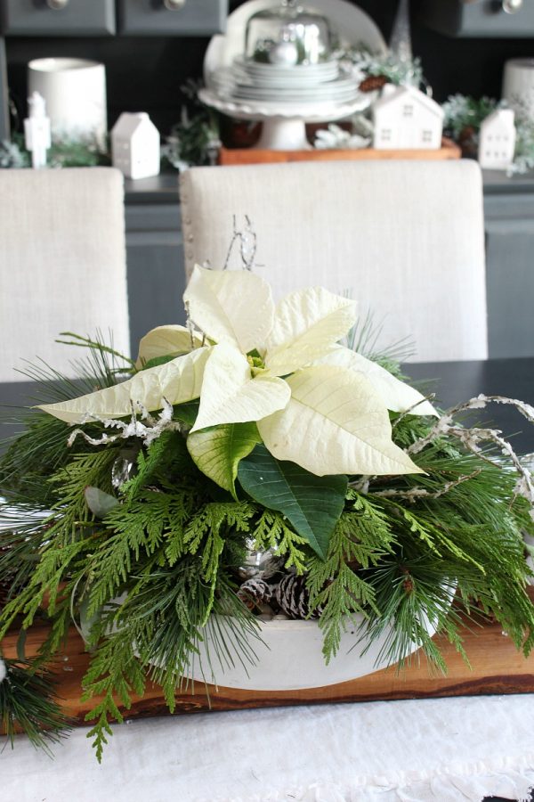 DIY Christmas Centerpiece - Clean and Scentsible