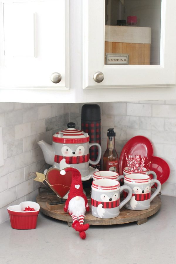 Inexpensive Valentine's Day Home Decor Ideas - Clean and Scentsible