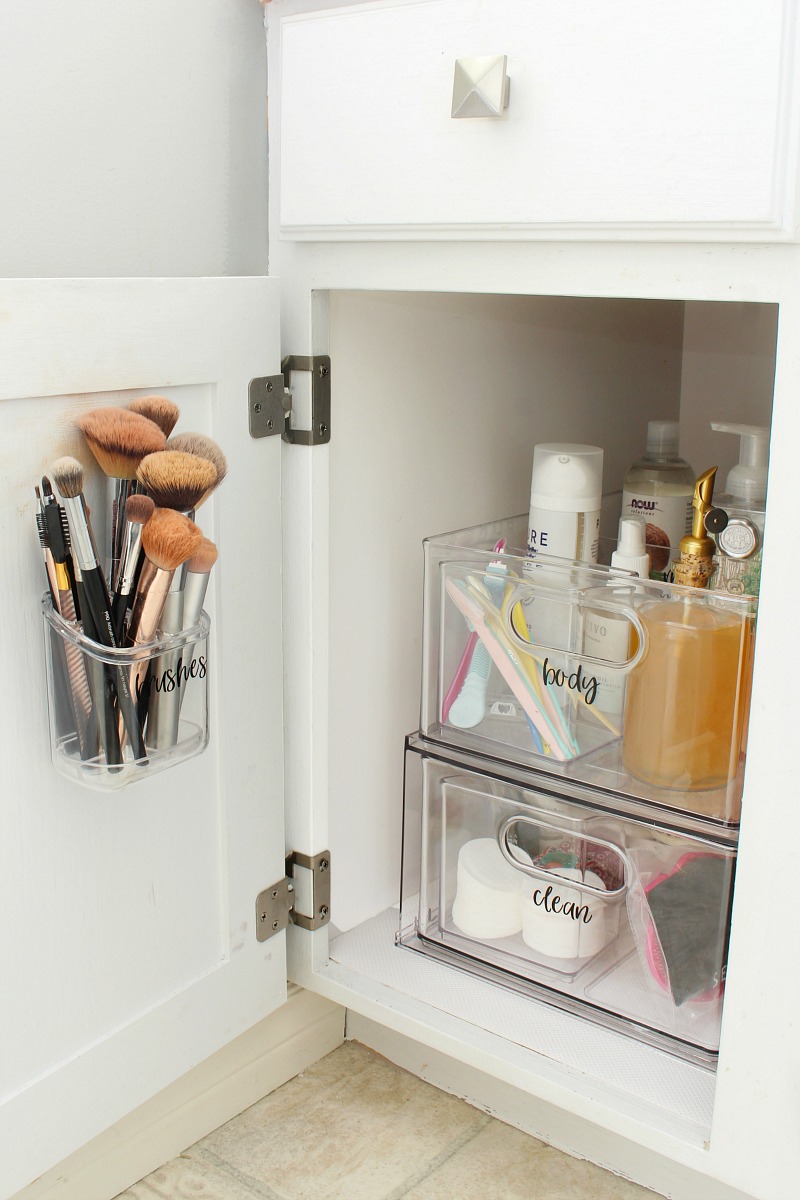 https://www.cleanandscentsible.com/wp-content/uploads/2020/04/bathroom-cabinet-organization-1-Clean-and-Scentsible.jpg