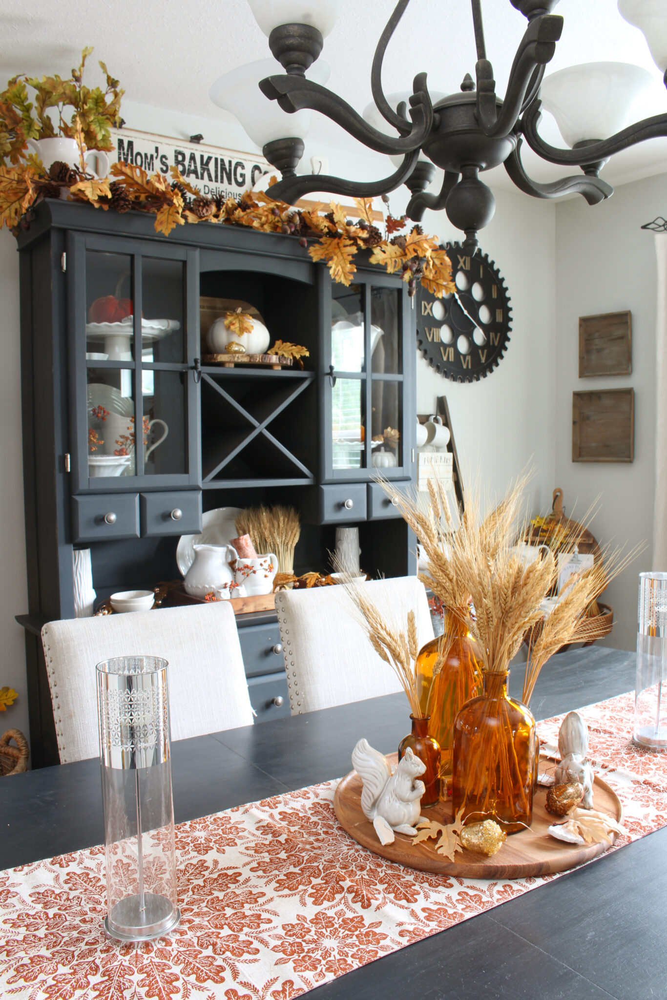 Cozy Fall Dining Room Decor Clean and Scentsible