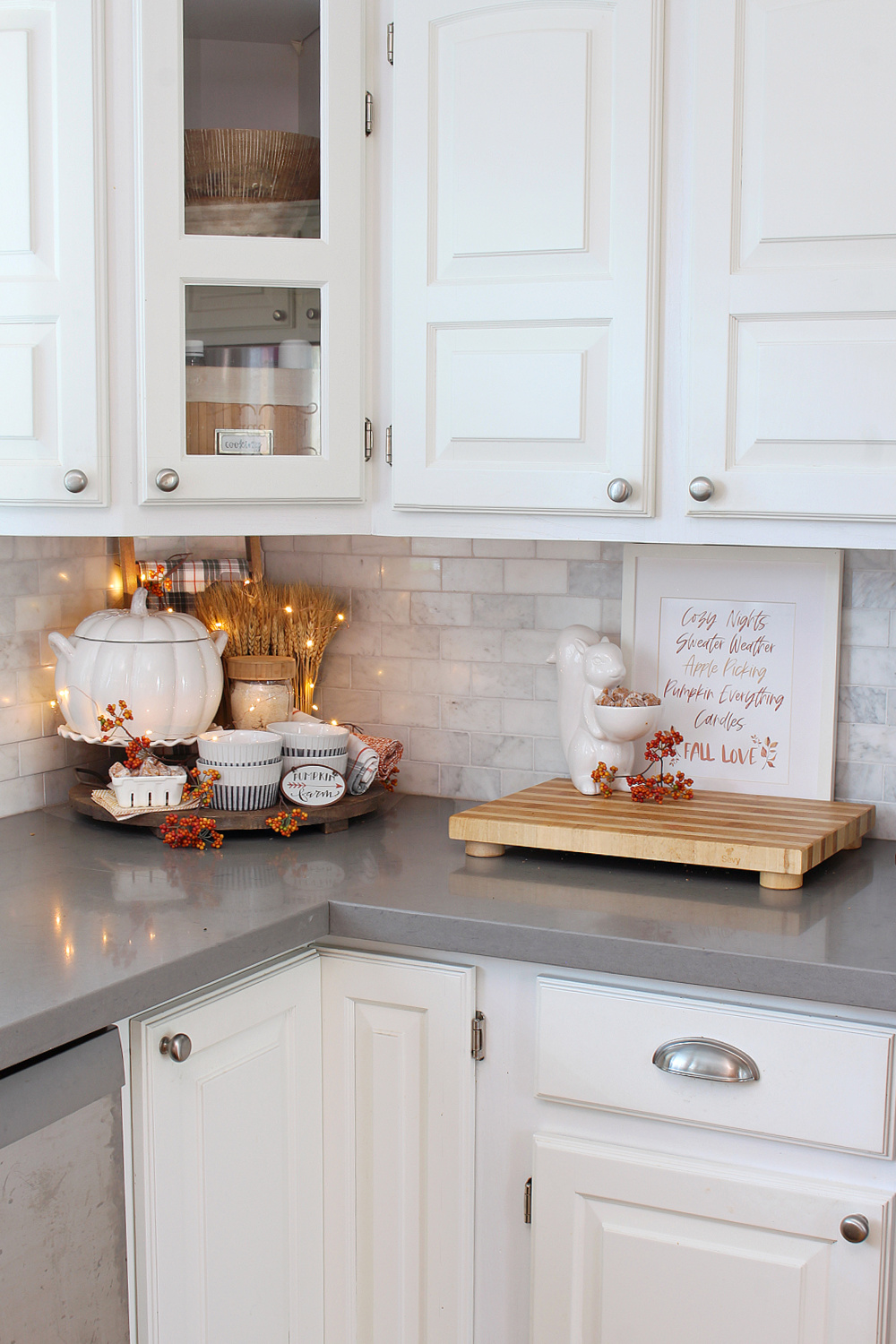 Fall Kitchen Decor: 16 Must-Haves - Glitter, Inc.