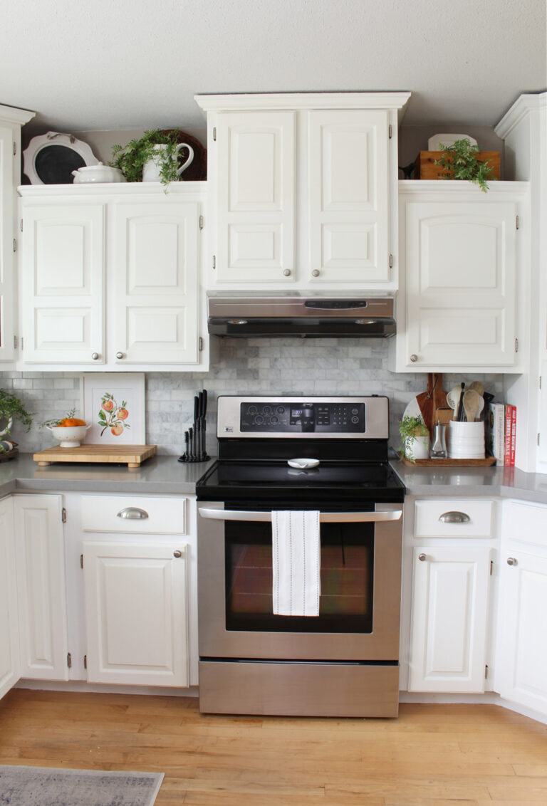 Summer Kitchen Decor with Pops of Orange - Clean and Scentsible