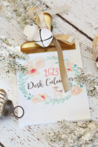 2023 Calendar Printable with gold clip.